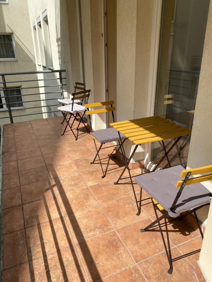 Pesti Apartment&free Parking Apartament